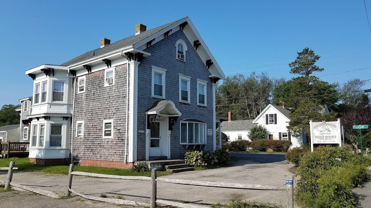 HARDING HOUSE HOTEL
