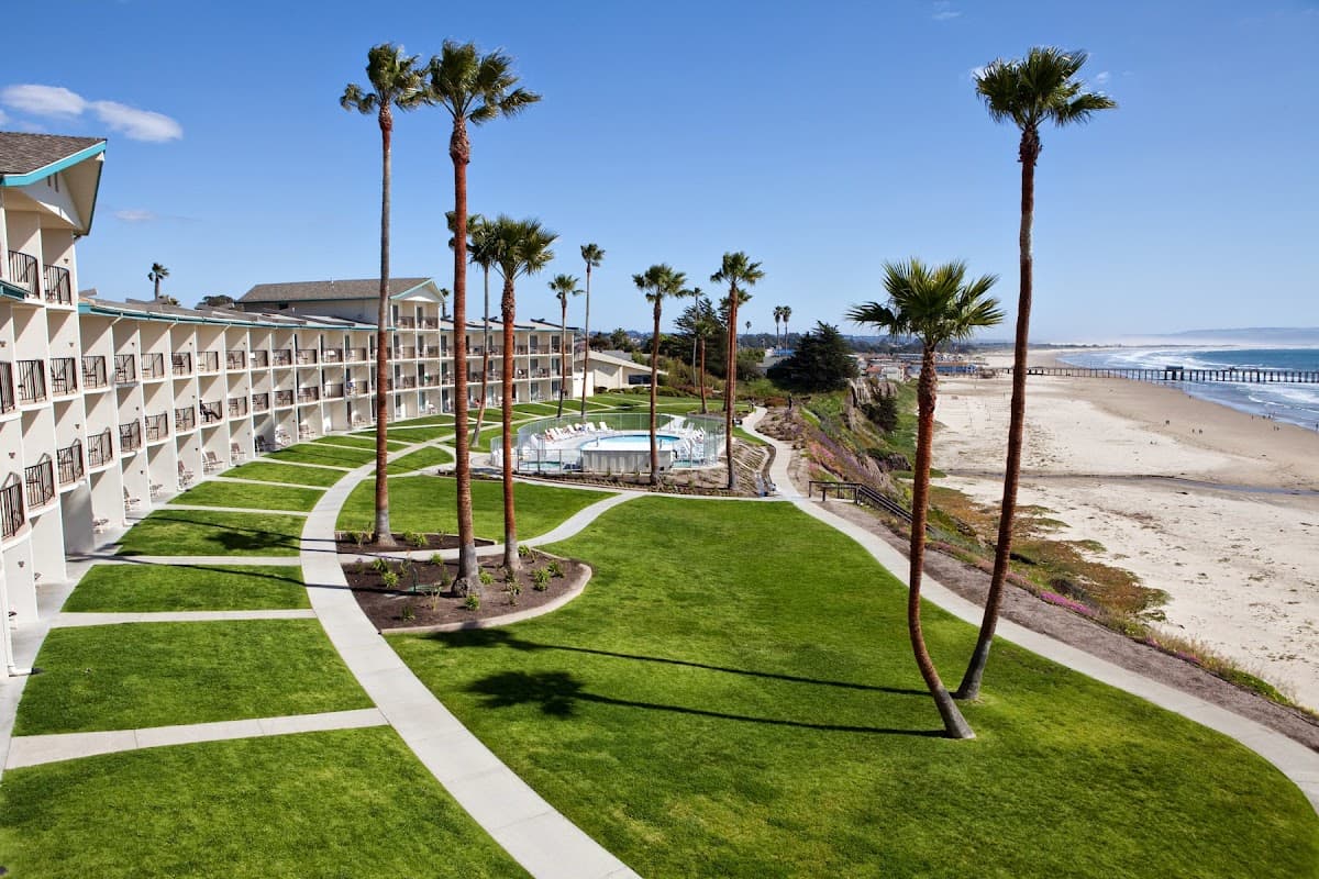 Kon Tiki Inn