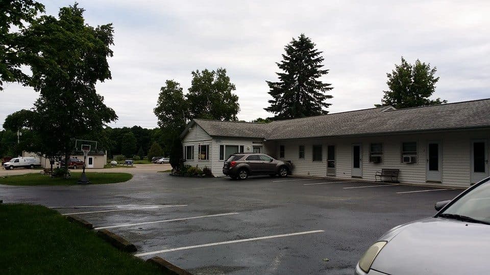 Levering Motel