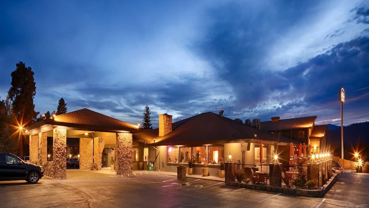 Best Western Plus Tree House