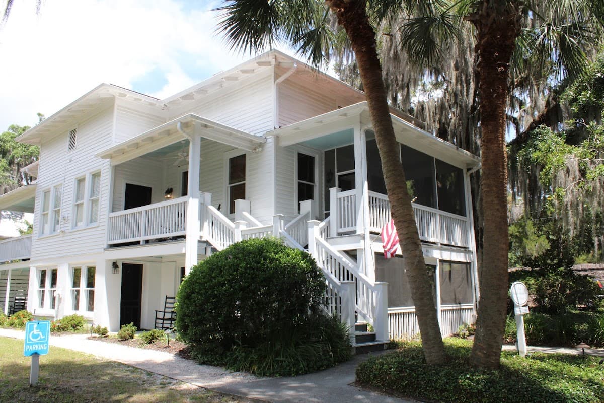 Rhett House Inn