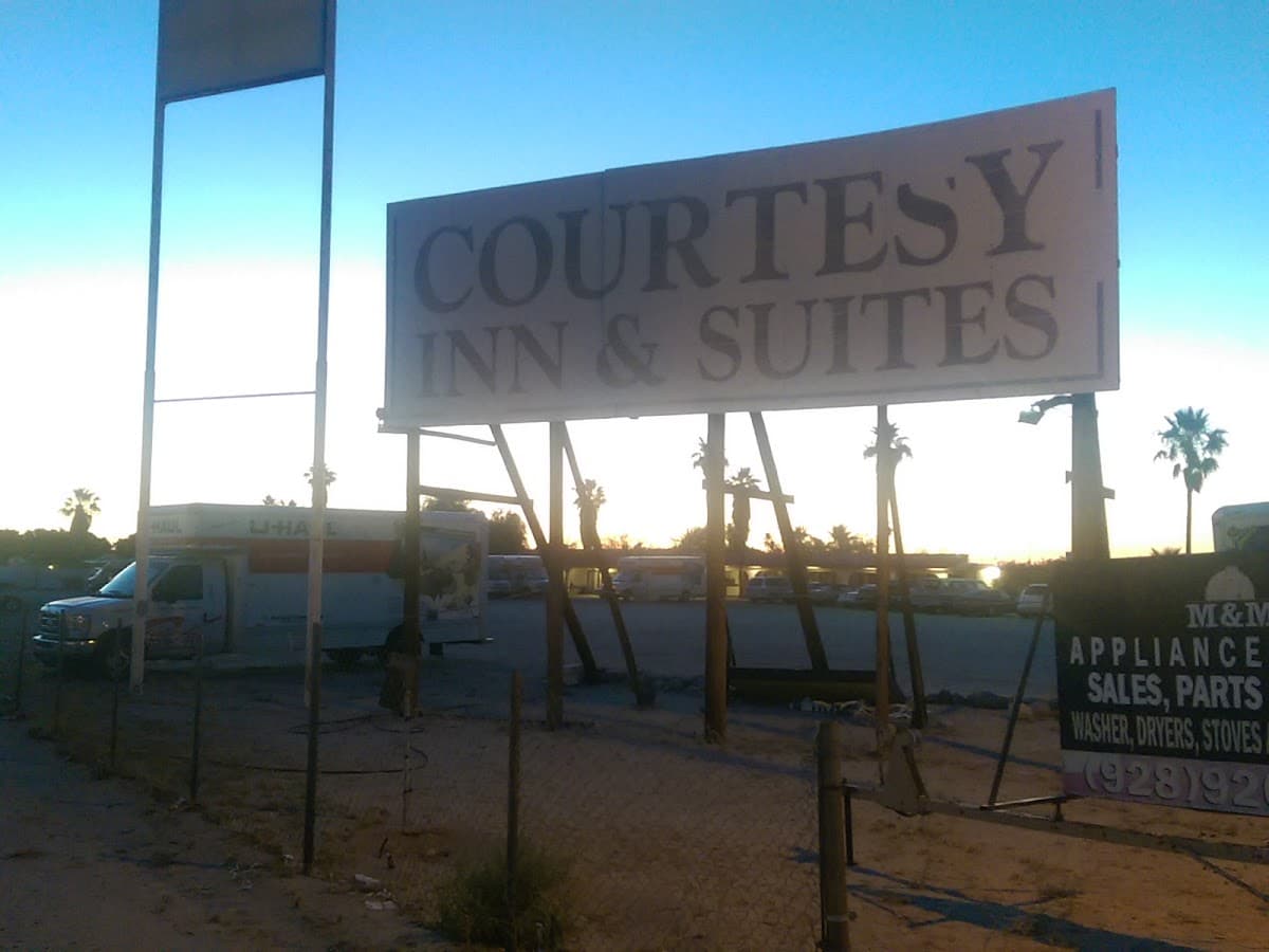 Courtesy Inn & Suites