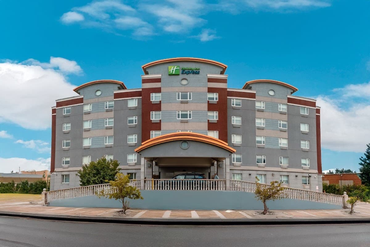 Holiday Inn Express Queens - Maspeth by IHG
