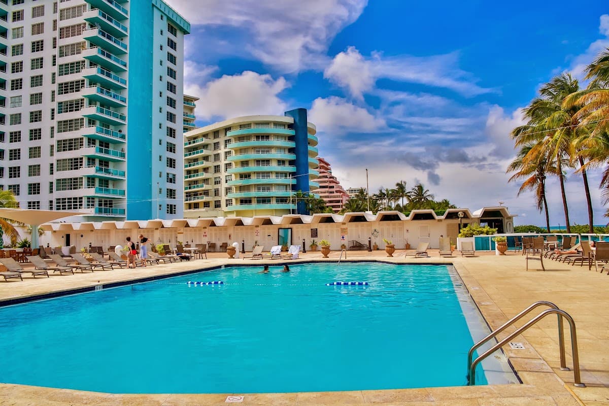 Oceanfront Contemporary Suites