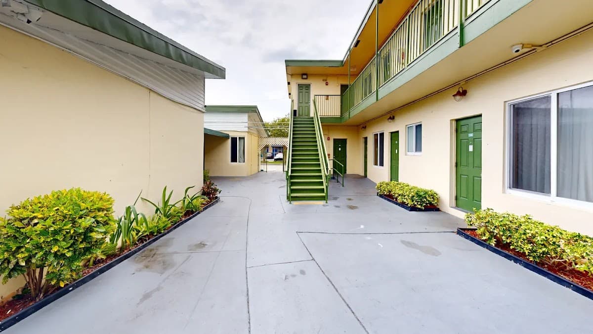 Bali Hai Motel