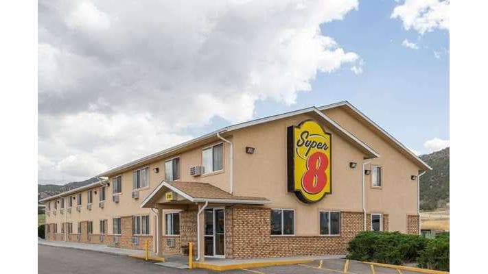 Super 8 by Wyndham Nephi