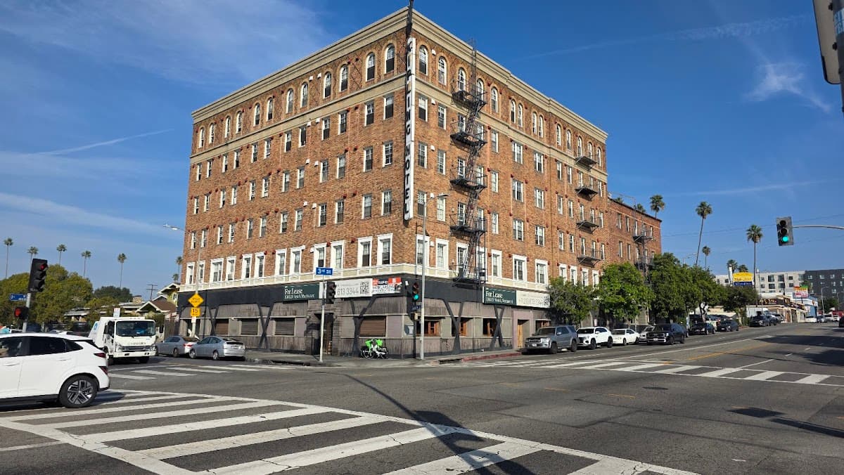 Kipling Apartments