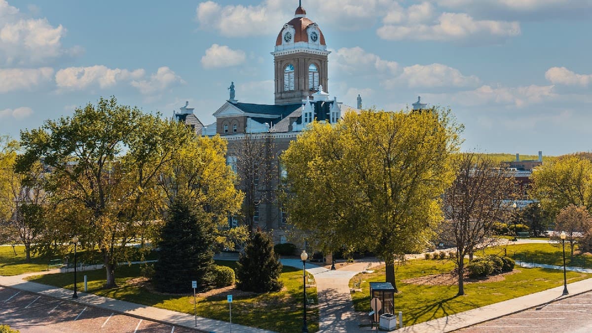 Fairbury Executive Suites