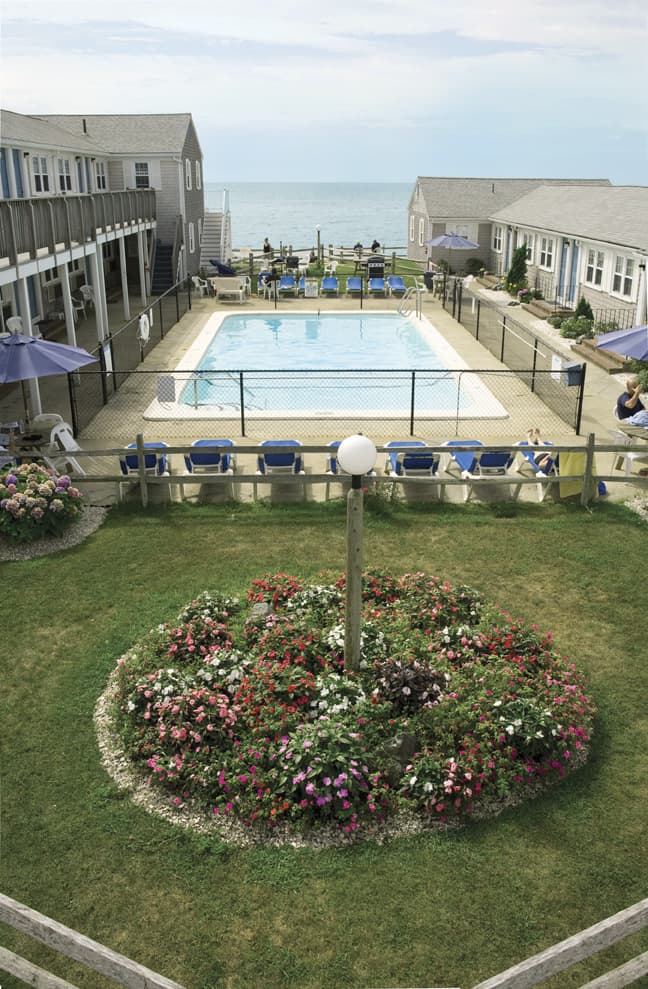 Colony Beach Motel