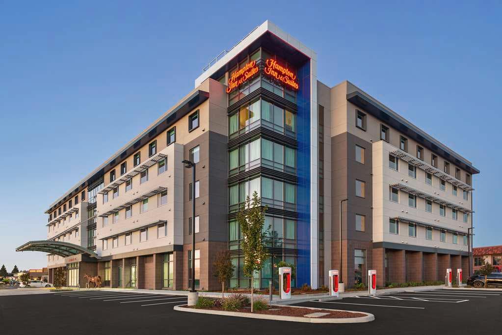 Hampton Inn & Suites San Mateo-San Francisco Airport