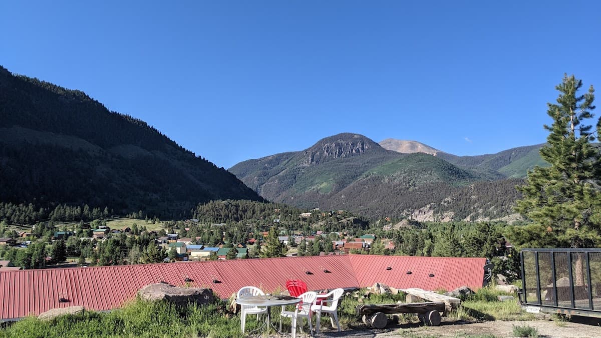 Alpine Moose Lodge