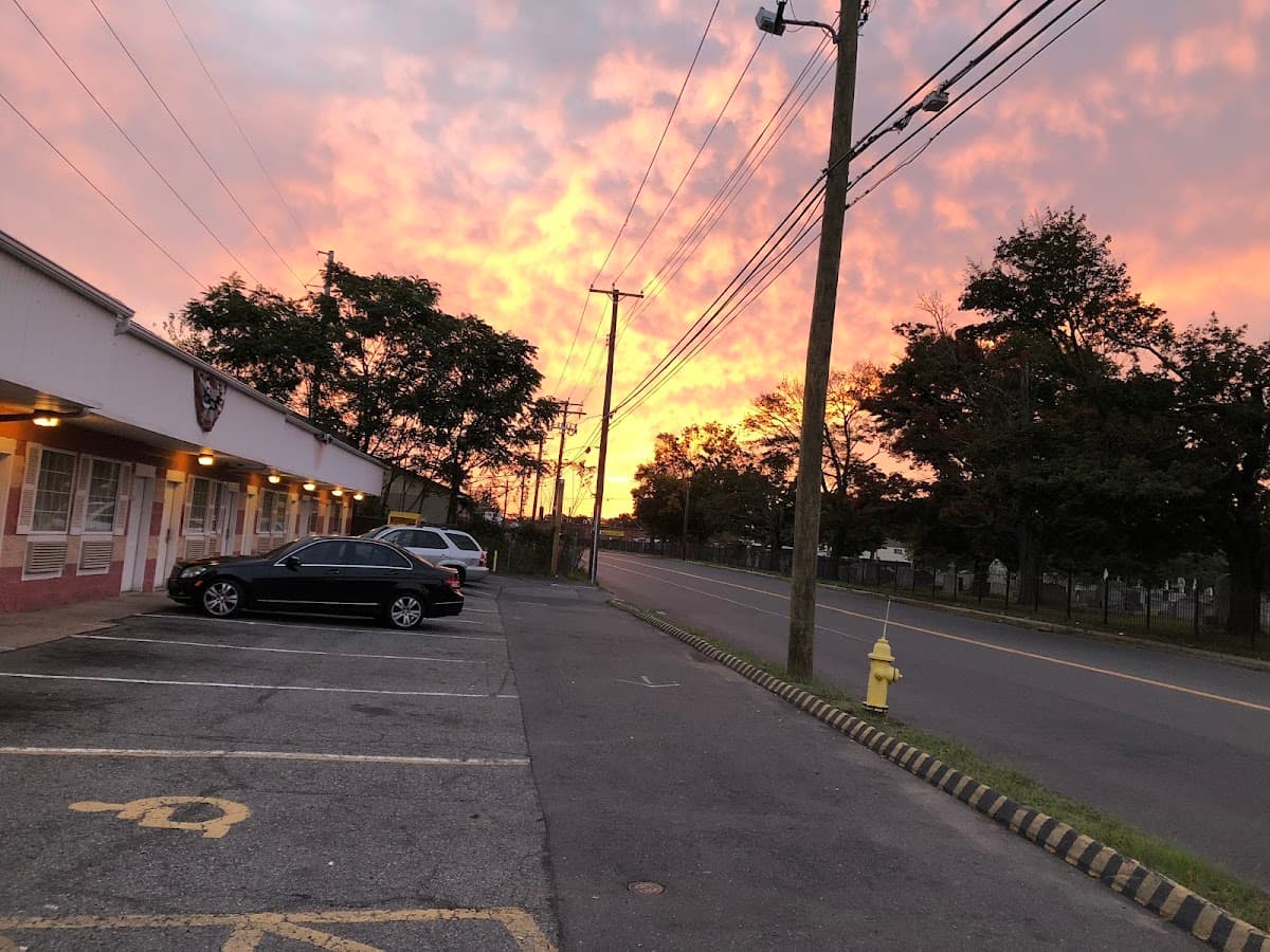 New Stratford Motor Inn