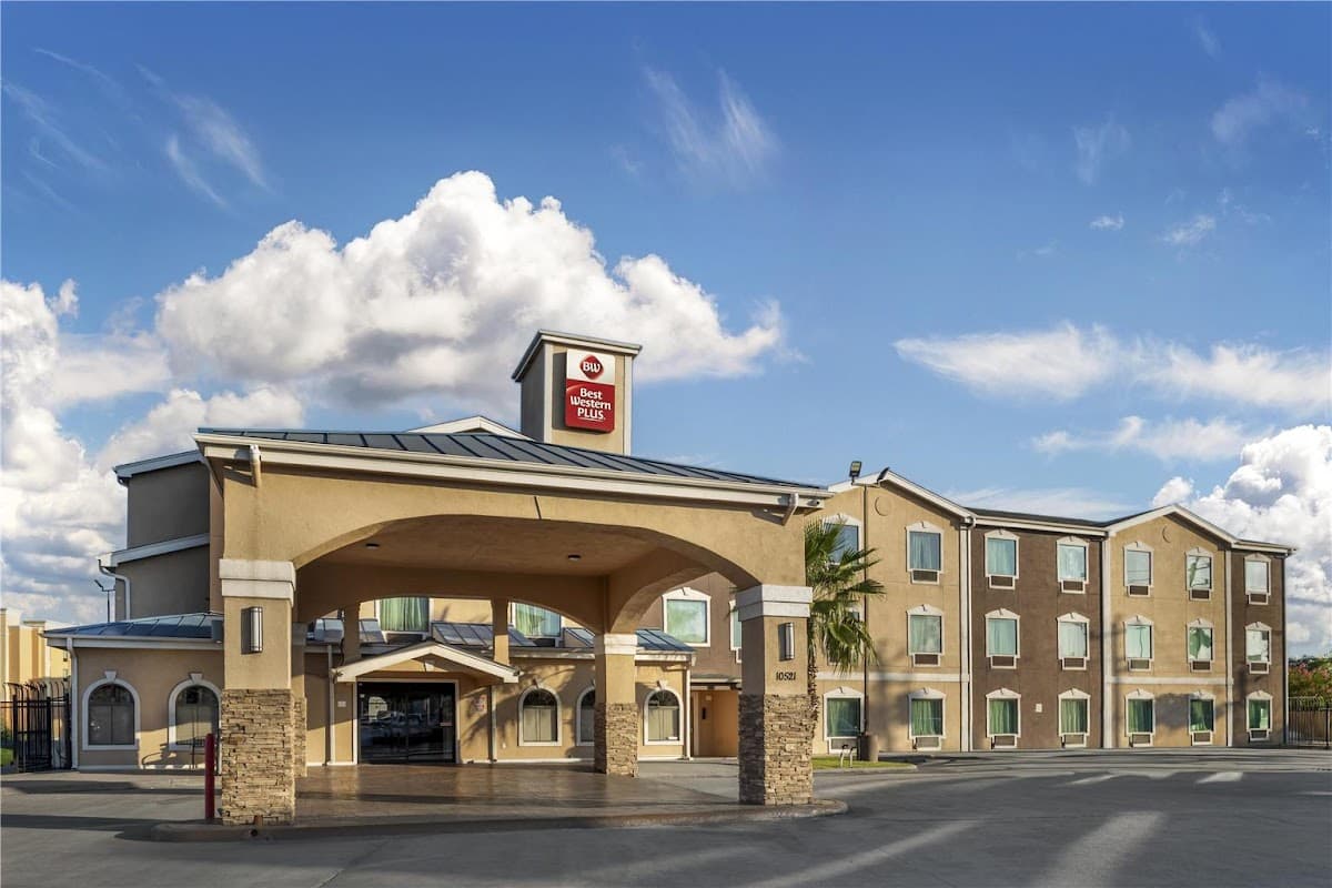 Best Western Plus Heritage Inn