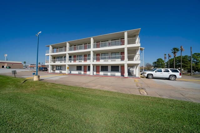 Hotel Houston/Humble - IAH Airport / HWY 59
