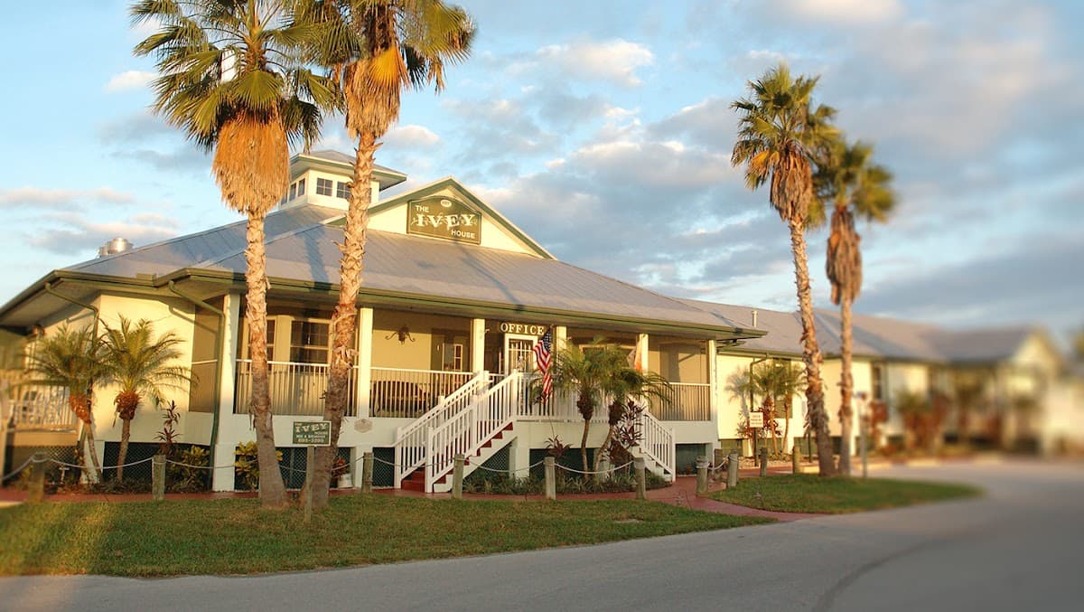 Ivey House Everglades Adventures Hotel