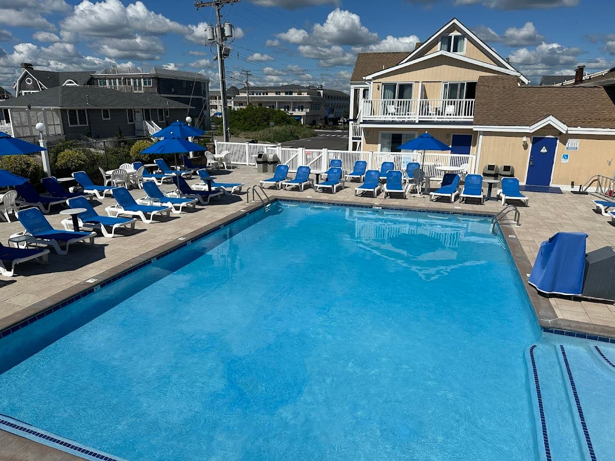 The White Sands Oceanfront Hotel & Spa