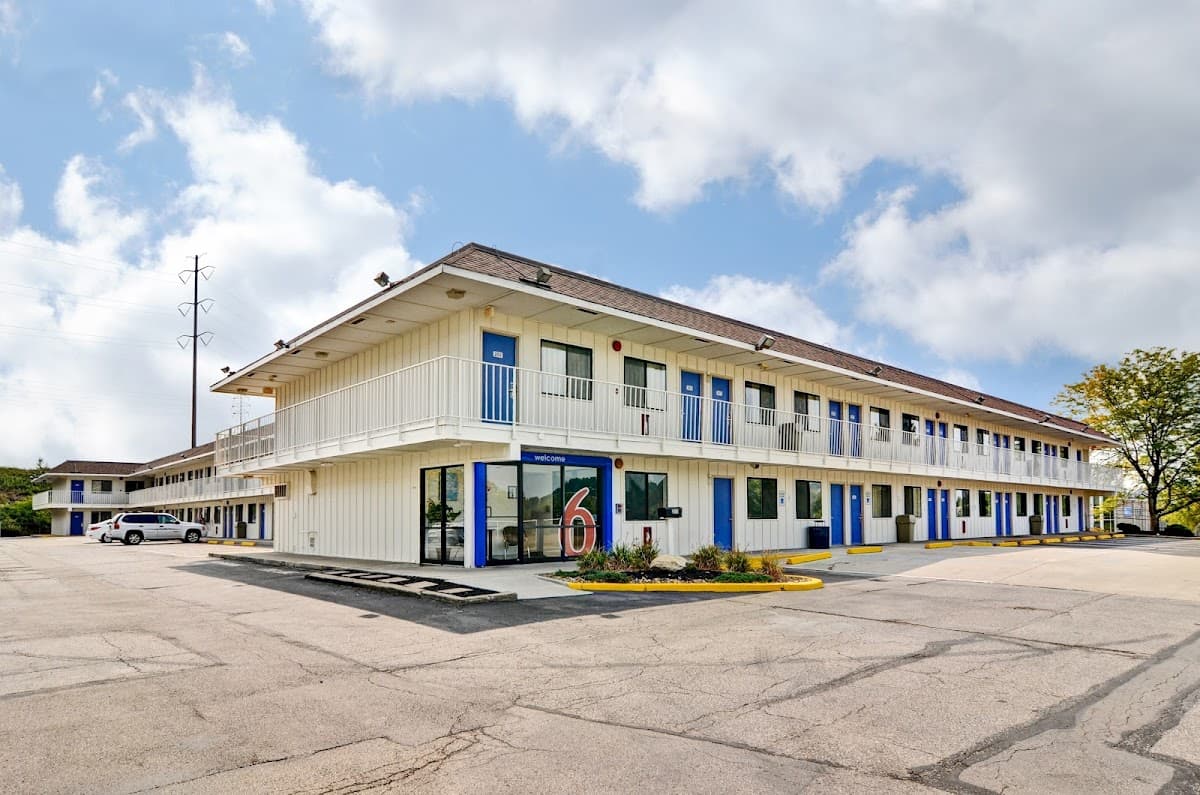 Motel 6 Pittsburgh, PA - Crafton