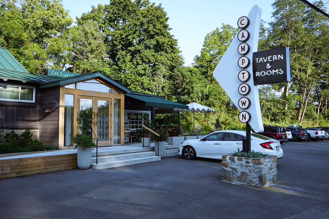 Camptown Hotel