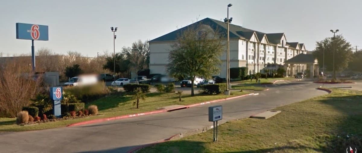 Motel 6 Dallas, TX - Northwest