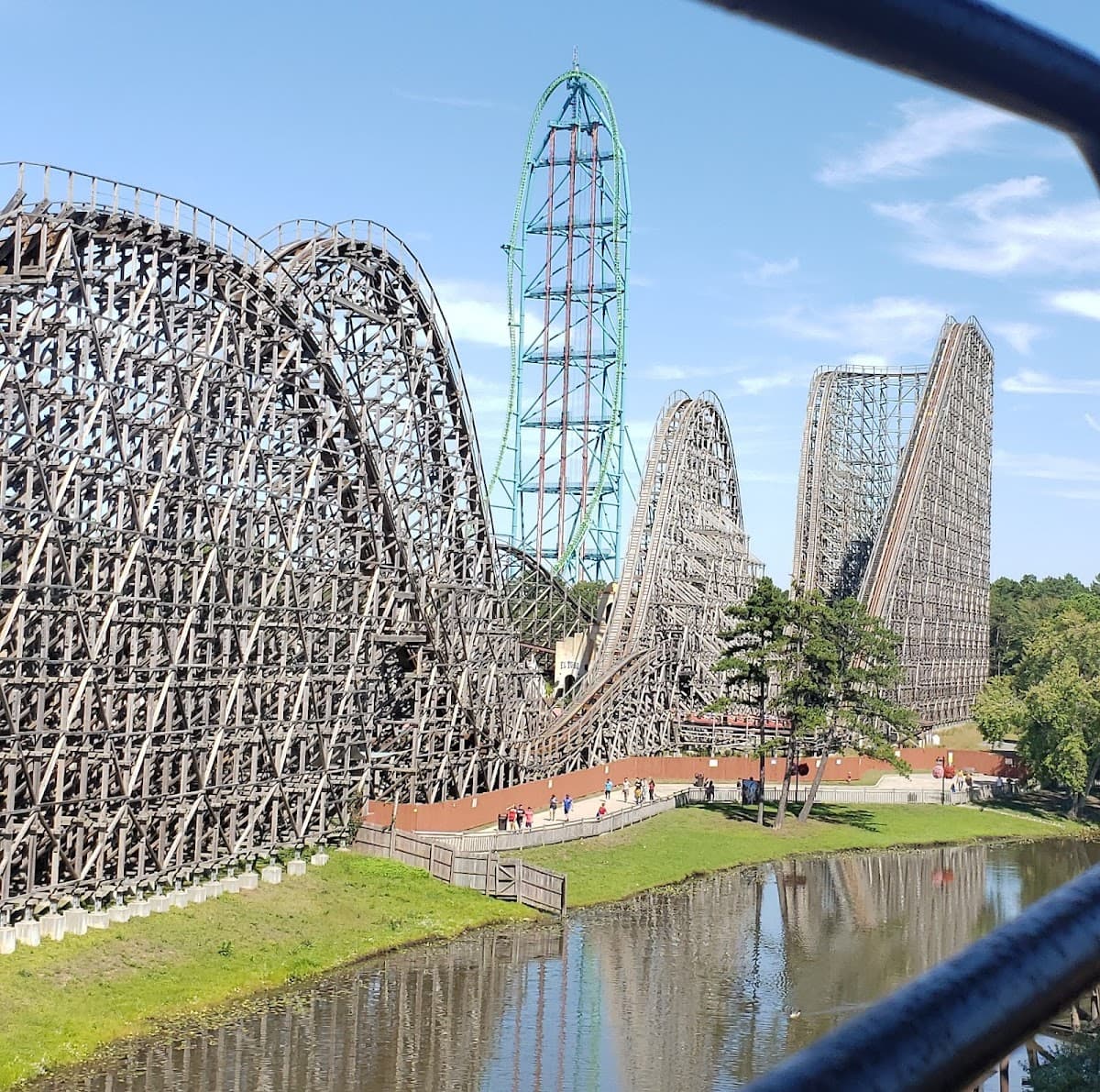 Six Flags