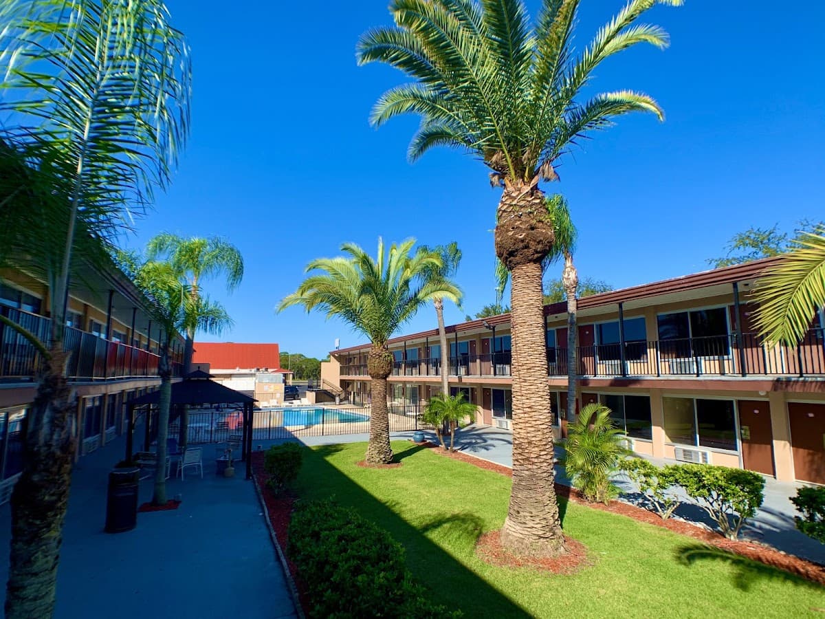 La Vista Inn