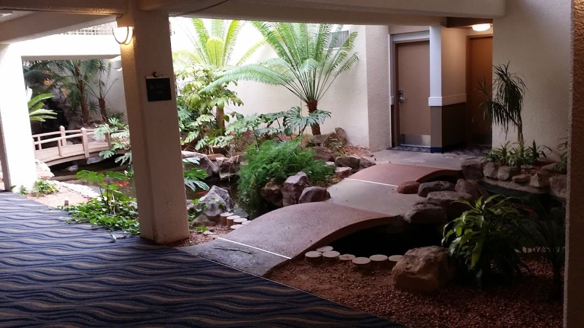 Wyndham Albuquerque Hotel & Conference Center