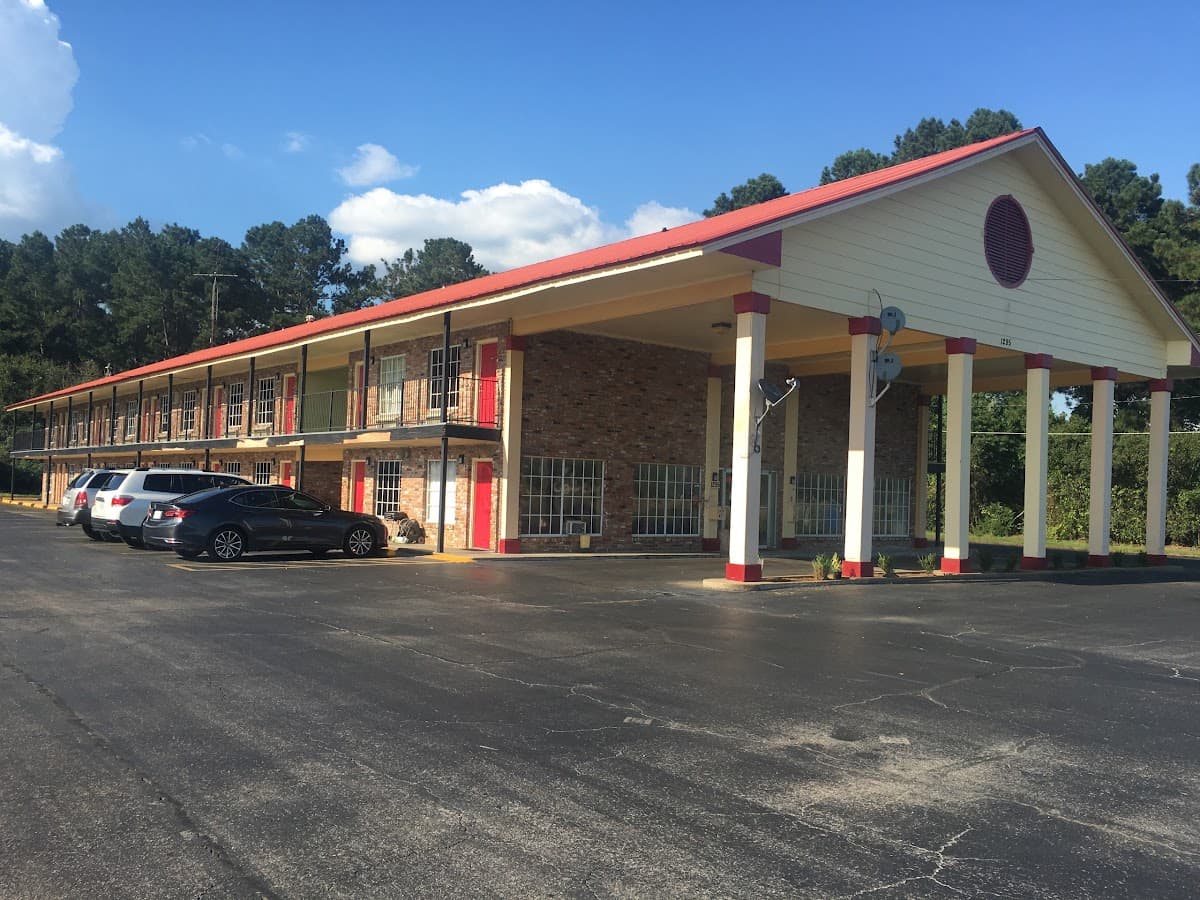 Jeffersonian Motor Inn