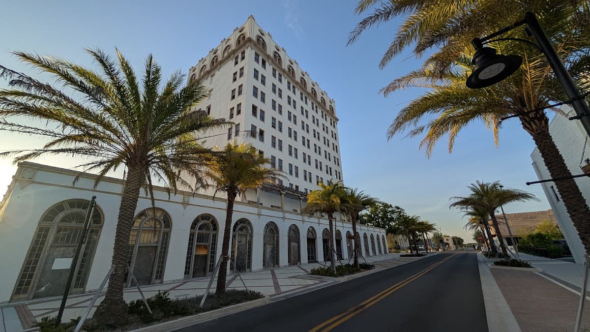Historic Walesbilt Hotel
