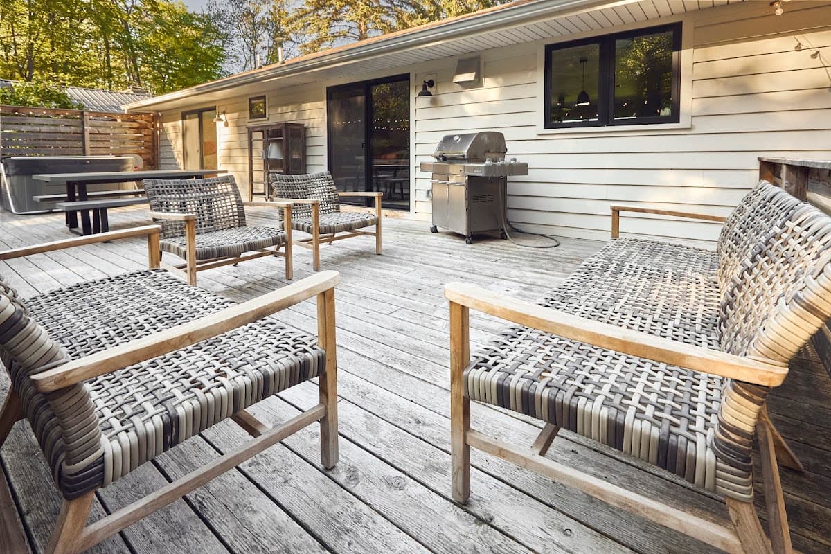 West Bayshore Retreat