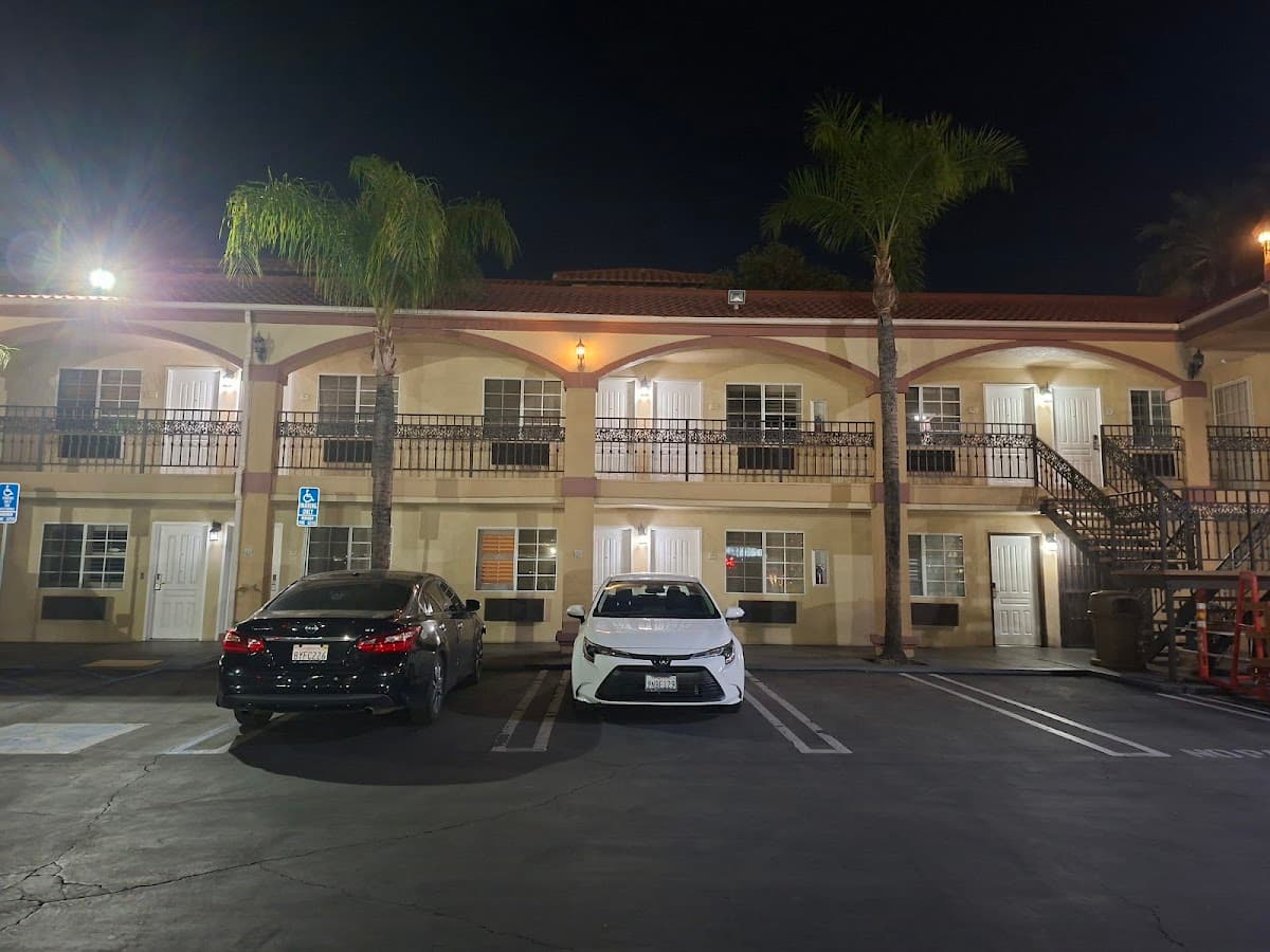 Dynasty Suites Hotel