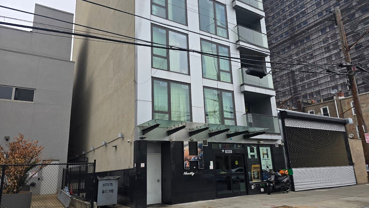 Hotel Ninety-Five