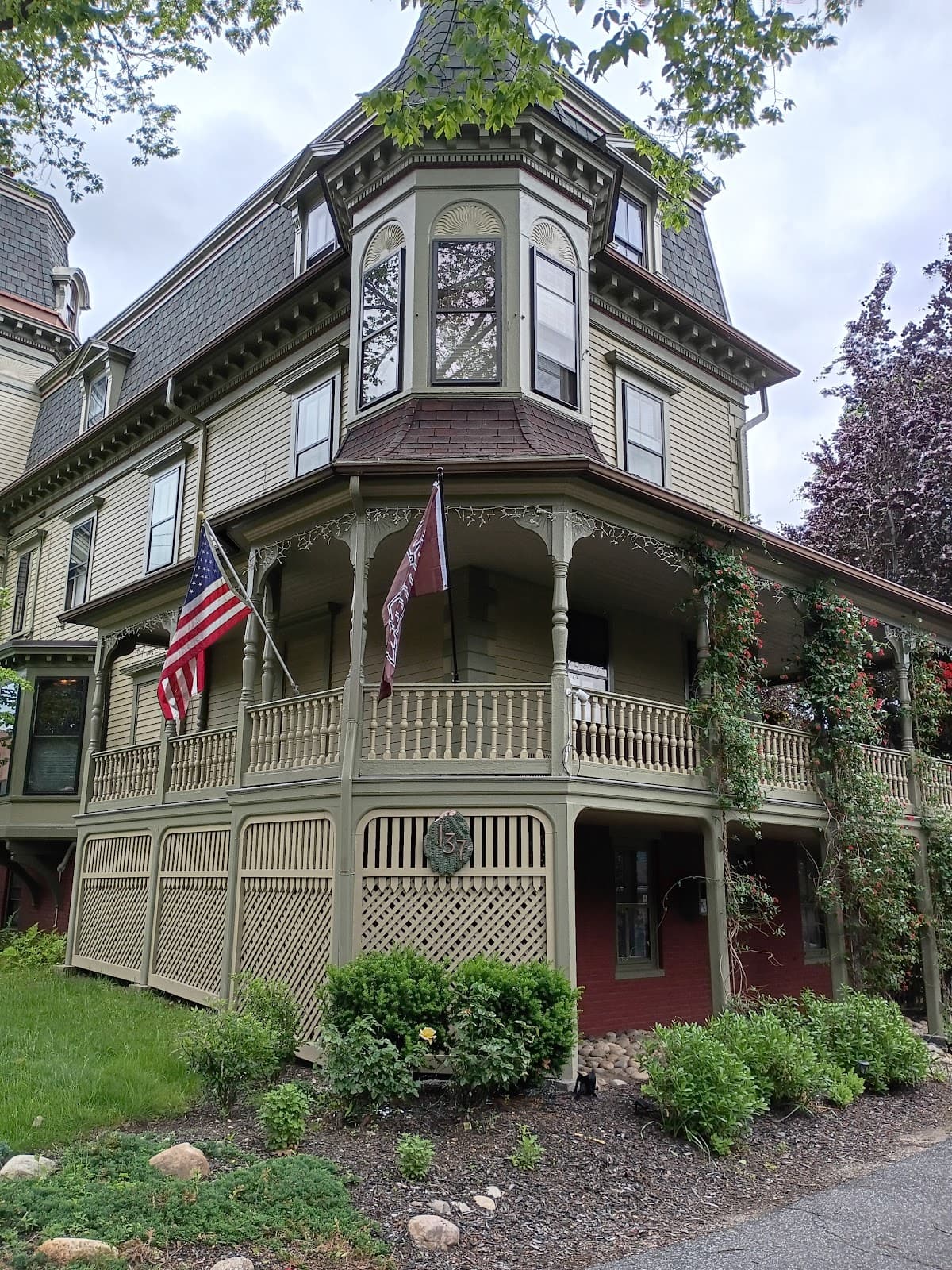 The Underwood-Hale House