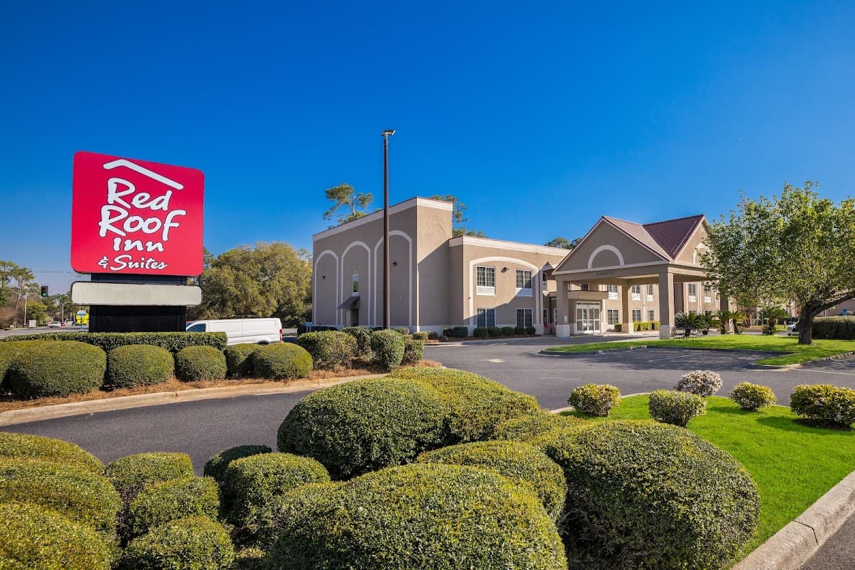 Red Roof Inn & Suites Albany, GA