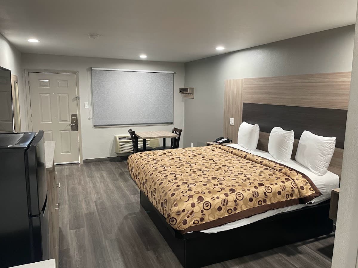 Vue Hotel by the Galleria
