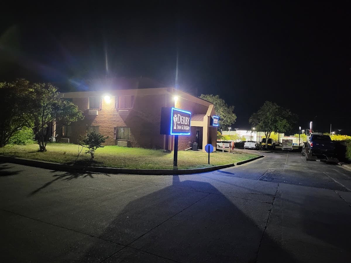 Derby Inn And Suites