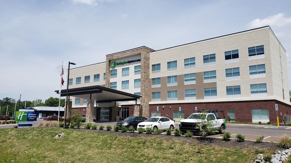 Holiday Inn Express & Suites Nashville North - Springfield by IHG