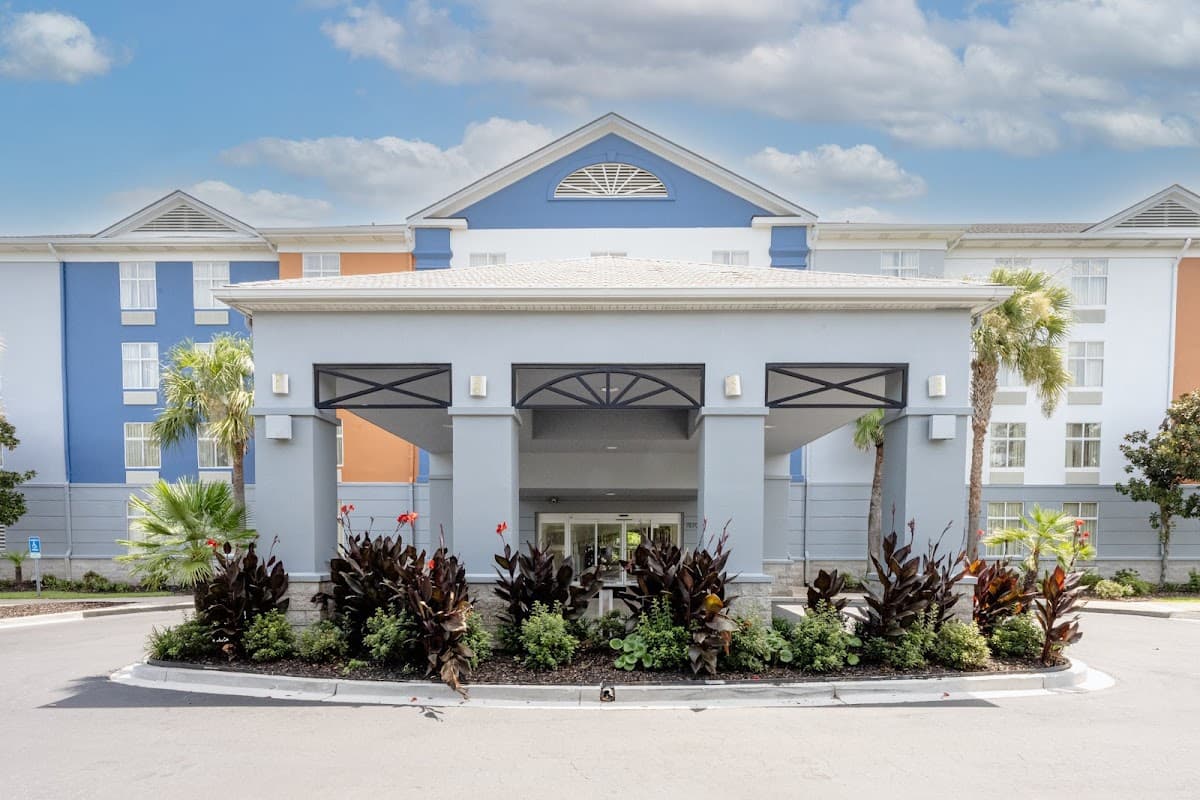 Holiday Inn Express & Suites Charleston-Ashley Phosphate by IHG