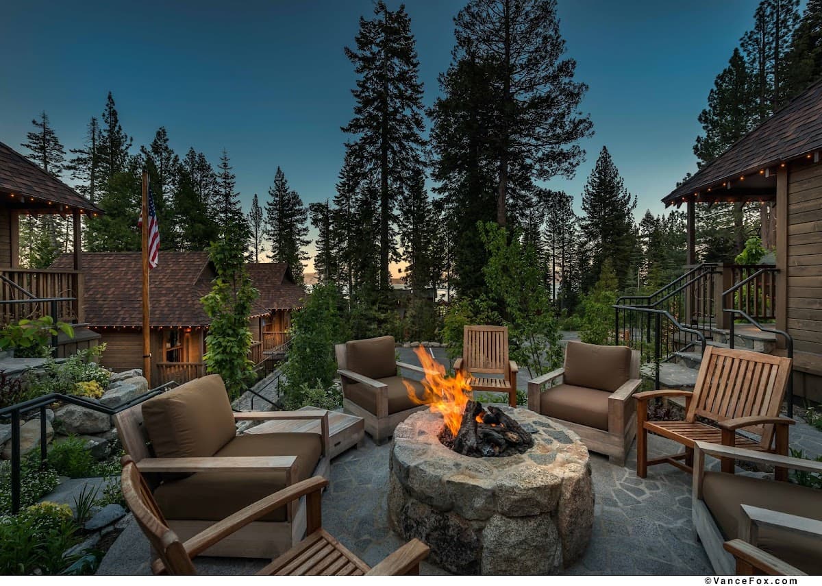 Cedar Crest Cottages
