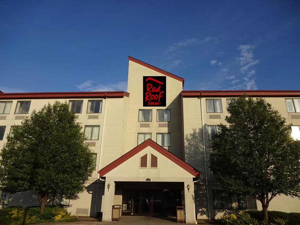 Quality Inn & Suites Airport