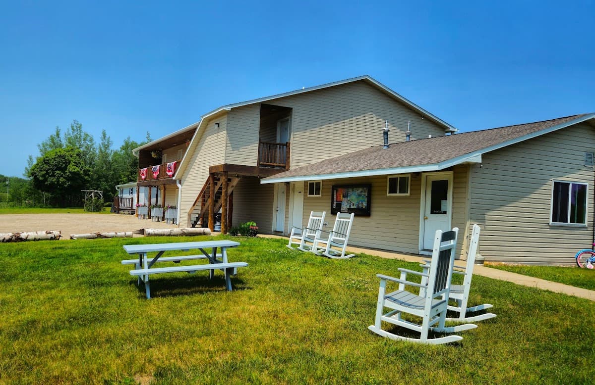 Voyageurs Motel