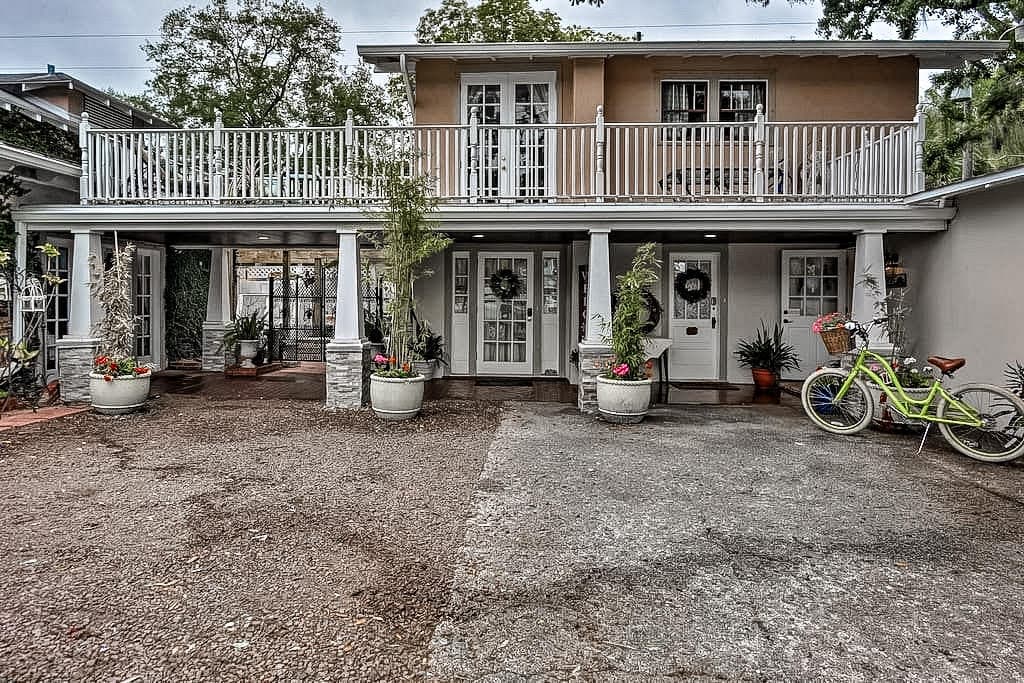 Park Place Inn And Cottages