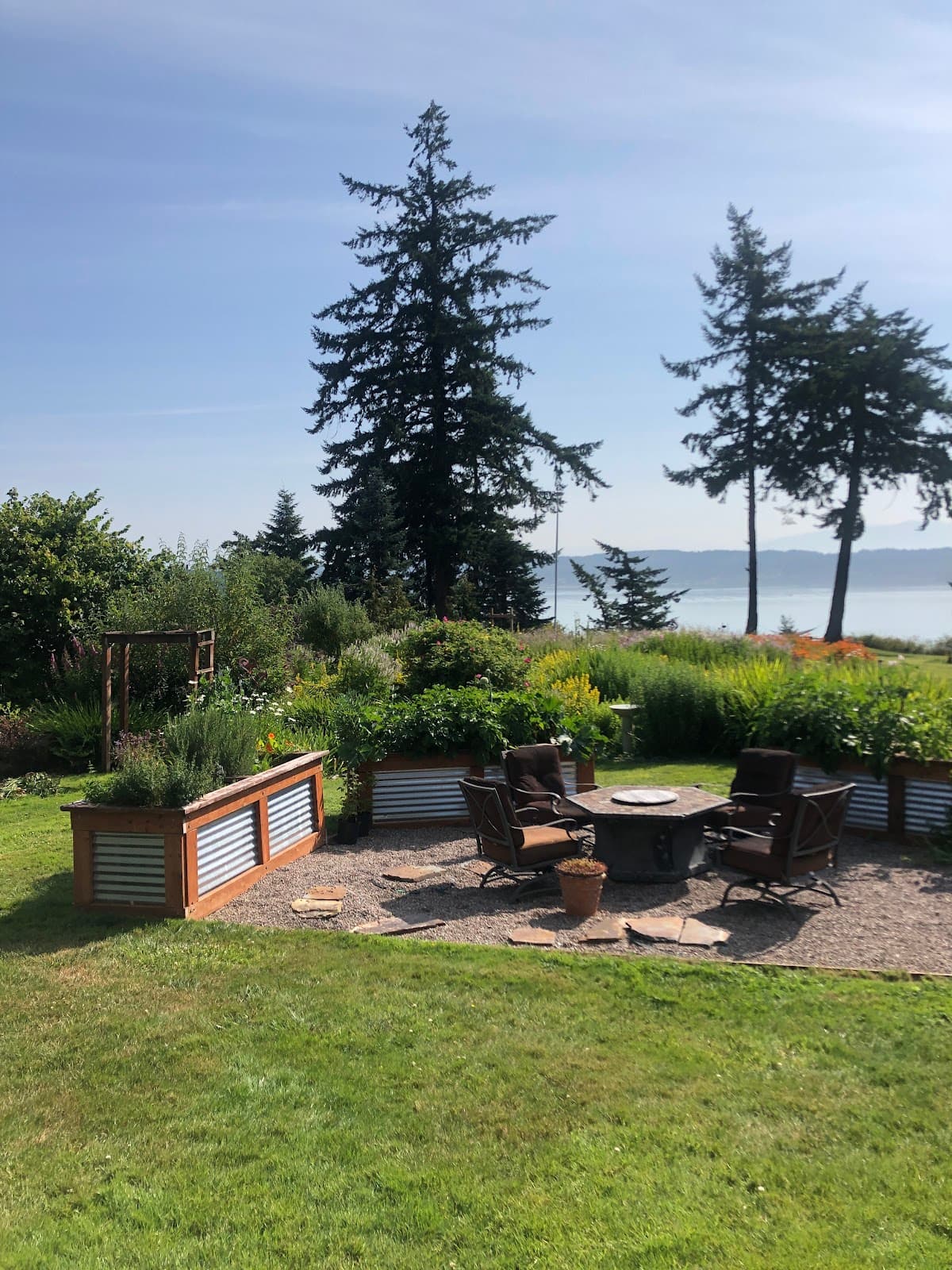 The Bluff on Whidbey B&B