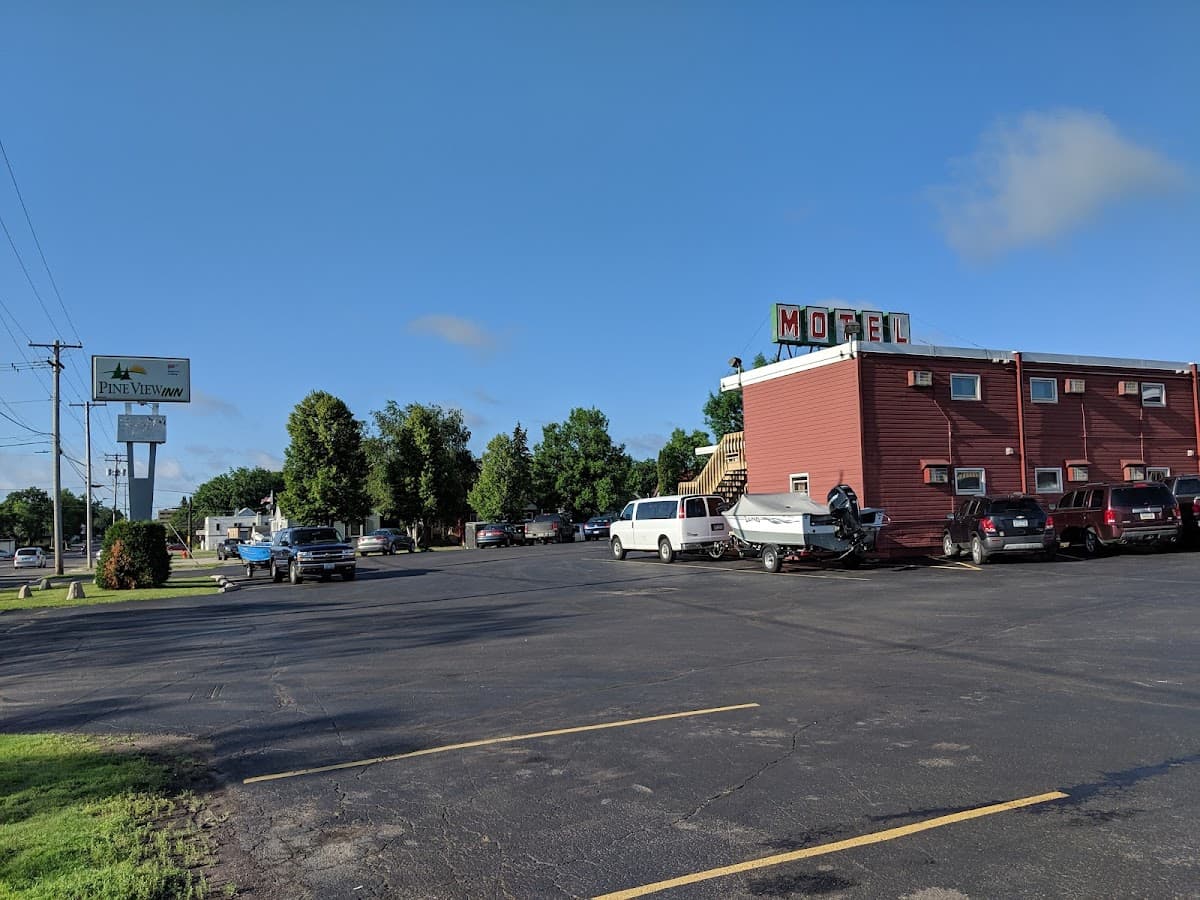 Pine View Inn