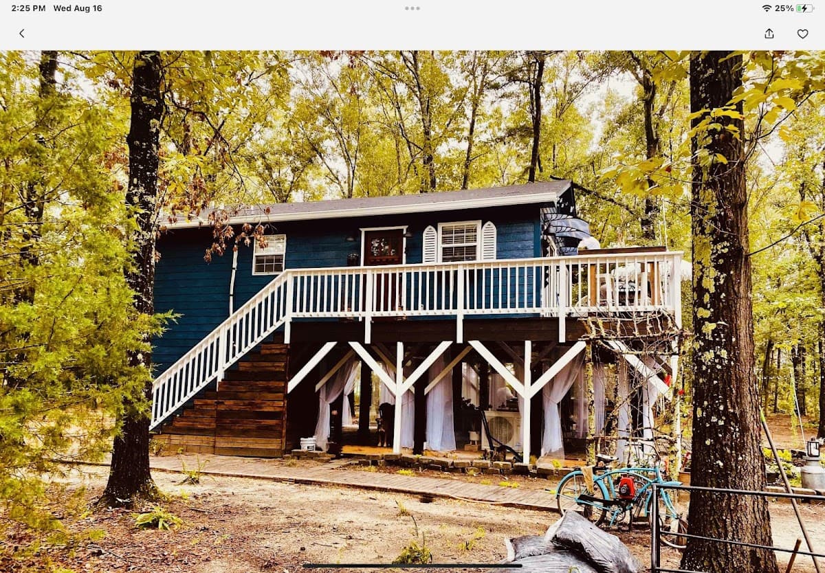 #congaree Cottage Tree House B&B
