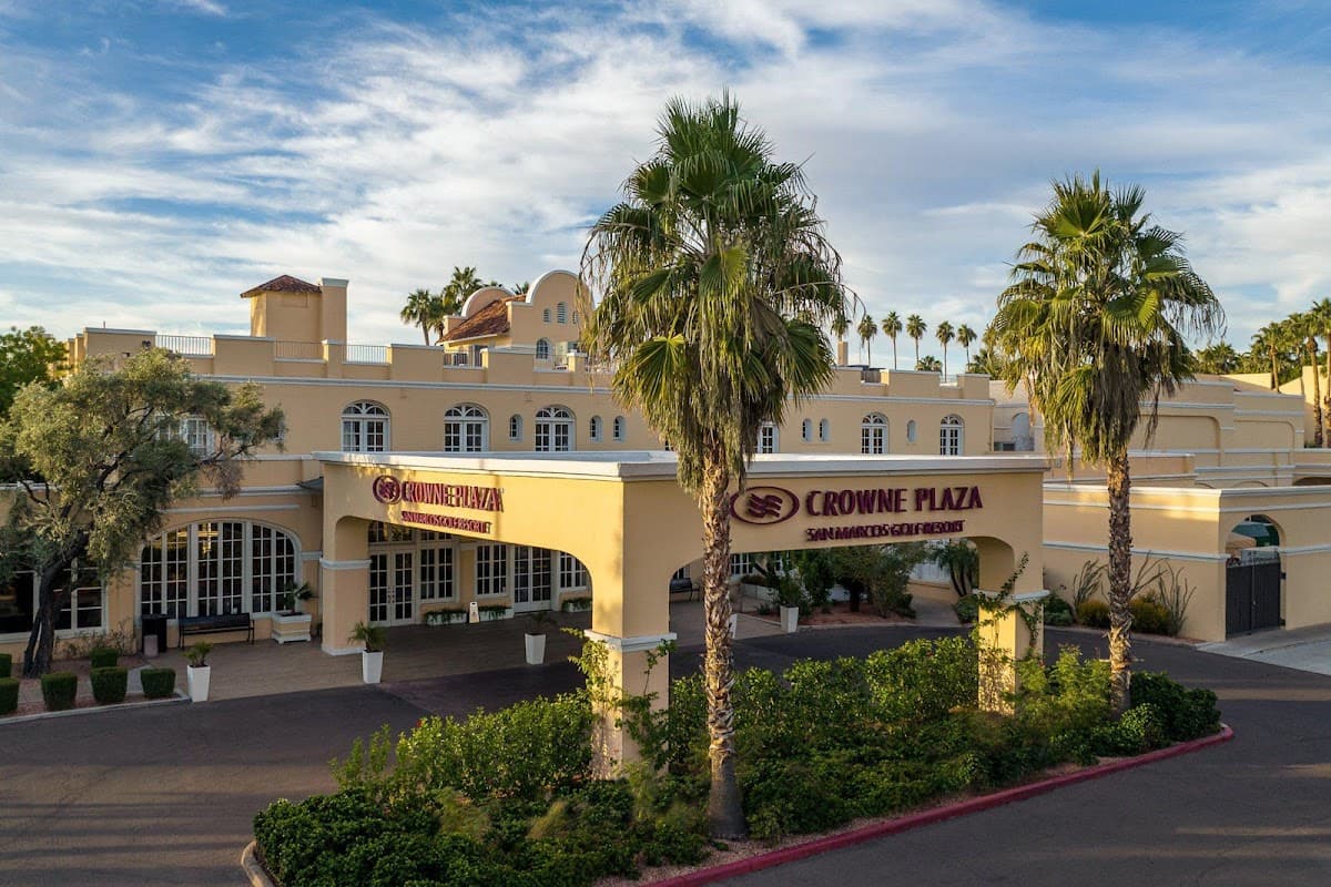 Crowne Plaza Resort Phoenix - Chandler Golf Resort, an IHG Hotel