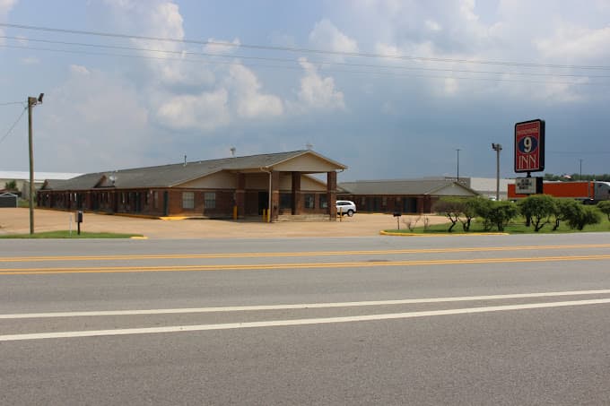 Nationwide 9 Inn