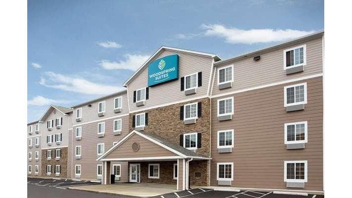 WoodSpring Suites Columbus North I-270