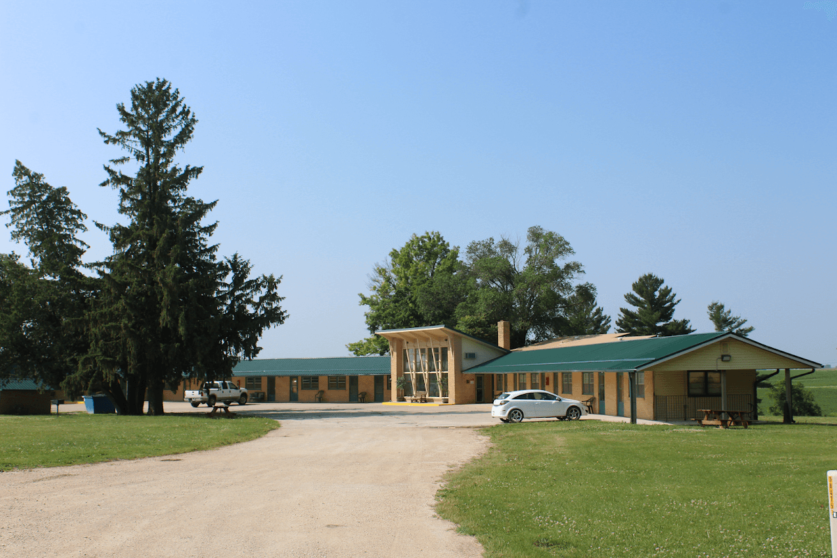 The Pines Motel
