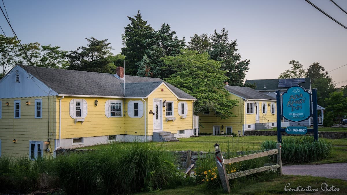Sea Spray Inn