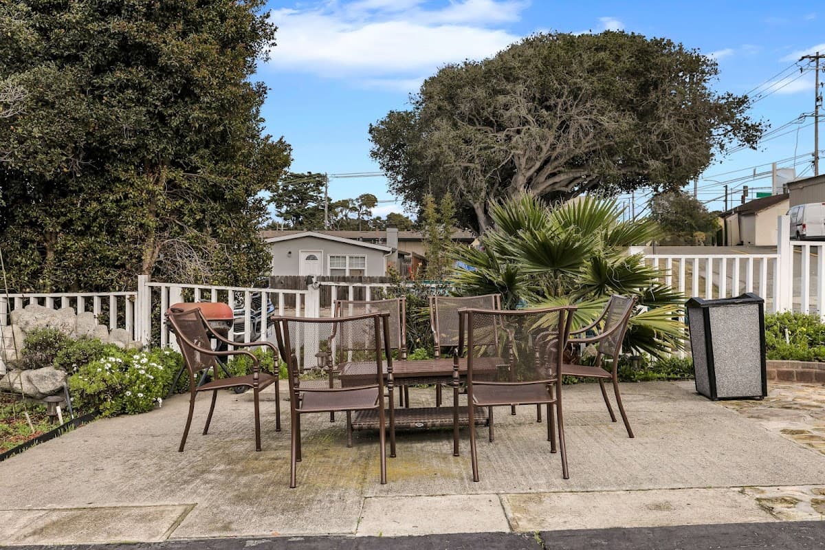 Scottish Fairway Inn